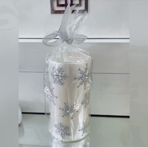 New Snowflakes Christmas Candles - Picture 6 of 7